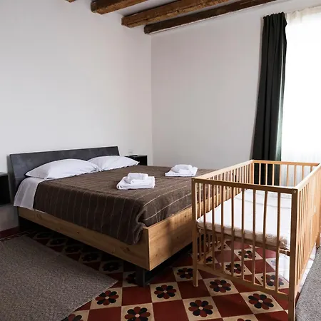 Traditional Italian House - Appartement