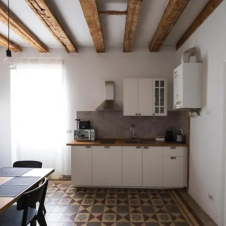 Traditional Italian House - 公寓 *