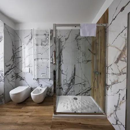 Traditional Italian House - Daire