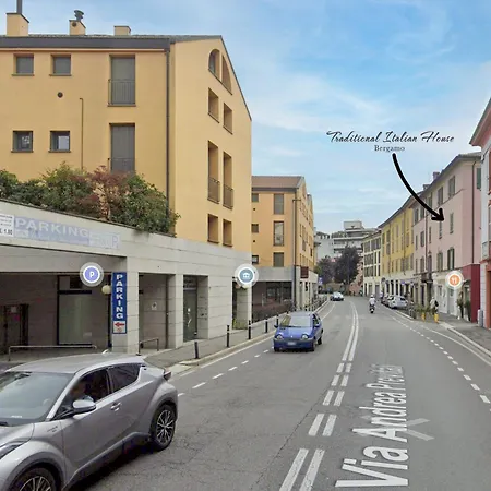 Traditional Italian House - Lägenhet Bergamo